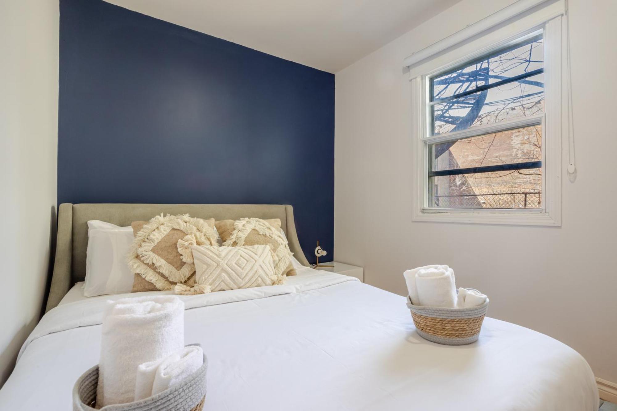 Ideal 4br In Downtown Montreal